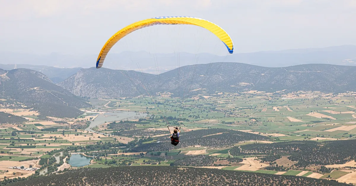 Bilecik’te Yamaç Paraşütü Festivali