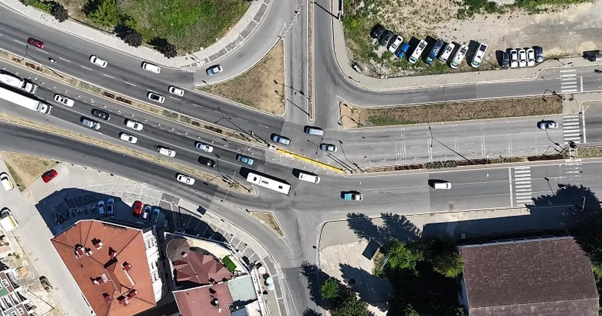 Düzce’de akıllı kavşak trafiğe yine çözüm olmadı!