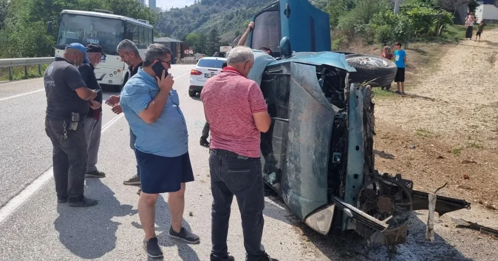 Düzce’de trafik kazası: 3 yaralı