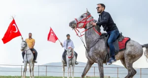 anadolu-selcuklu-fotograf-derneginden-atli-safari-keyfi-XwV7QPfy.webp