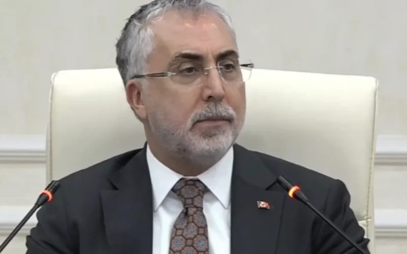 Bakan Işıkhan: İşsizlik son 25 yılın en düşük seviyesinde