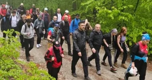 bursa-inegolde-19-mayis-doga-yuruyusu-ile-basladi-ulpbaBpW.webp