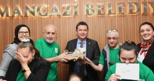 bursa-osmangazide-engelli-bireyler-sordu-baskan-aydin-cevapladi-D3XzKN6Z.webp