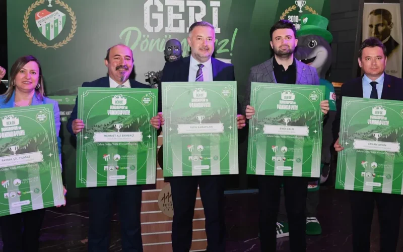 Bursa Osmangazi’de yeşil-beyaz sevdalılar buluştu… Türkiye’nin ilk insansı robotundan Bursaspor’a destek