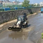 Bursa’da Mandıras Deresi’nde yaz temizliği