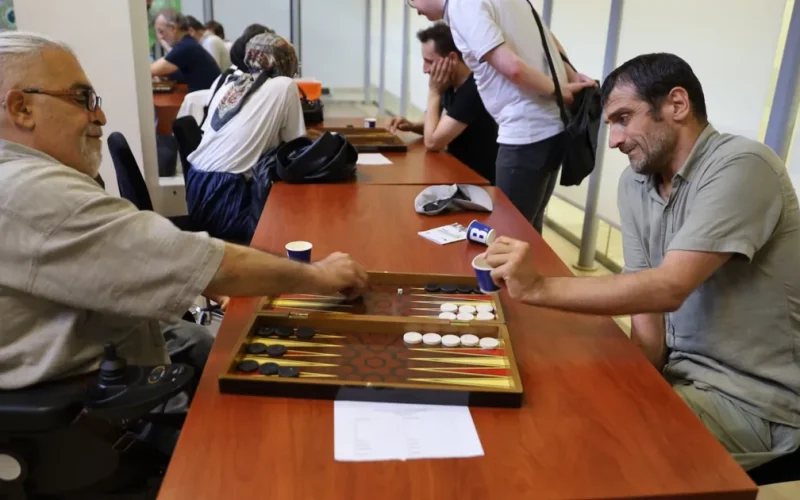 Bursa’da zarlar eşitlik için atıldı