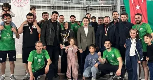 duzce-yigilcada-kurumlar-arasi-voleybolda-ahde-vefa-sdrICdyI.webp