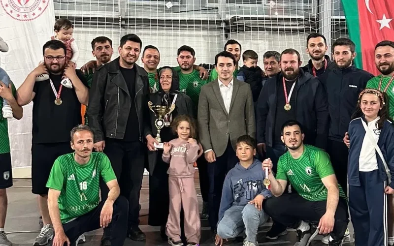 Düzce Yığılca’da kurumlar arası voleybolda ahde vefa