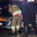 Düzce’de maskeli bir kişi otomobili kundakladı