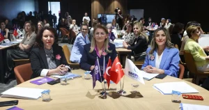 istanbul-bakirkoyde-kadinlar-icin-guvenli-yasam-calistayi-SpU8fC6a.webp