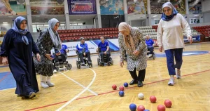izmir-boccia-takiminin-gorunmez-kahramanlari-fedak-r-anneler-cocuklarin-en-buyuk-destekcisi-9wNwKLmJ.webp