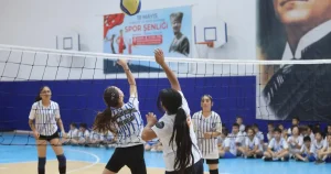 izmir-karabaglarda-19-mayis-spor-senligi-heyecani-wjGhnfk4.webp