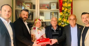 izmit-belediyesi-sehit-ailelerini-yalniz-birakmiyor-UhWCEpnb.webp