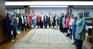 kayseri-buyuksehirden-kadin-muhtarlara-anneler-gunu-toplantisi-waHpufzf.webp