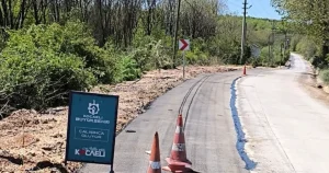 kocaeli-gebze-koylerinde-hummali-yol-calismasi-suruyor-QQwgxTid.webp