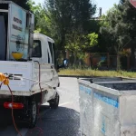 Kocaeli’de çöp konteynerleri yerinde yıkanıyor