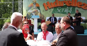 kocaelinde-hidirellez-senlikleri-buyuksehirle-renkli-gecti-ypav6gNv.webp