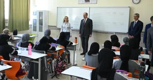 konyada-baskan-altay-ogrencilerle-bulustu-RLZssgbx.webp