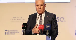 mustafa-bozbey-marmara-denizi-can-cekisiyor-birlikte-kurtaralim-KOAwu2MR.webp