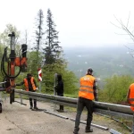 Sakarya Taşyatak’ta çelik bariyer montajı tamam