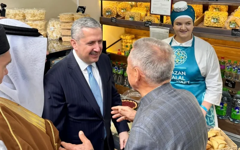 Ticaret Bakan Yardımcısı, Kazan Helal Market Fuarı’nda