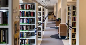 yayderden-kitap-okuma-krizi-uyarisi-SR73TxqK.webp